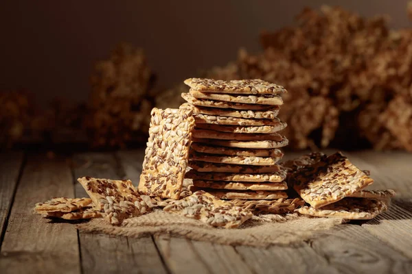 Crispy Crackers Sunflower Flax Seeds Old Wooden Table Simple Healthy — Photo