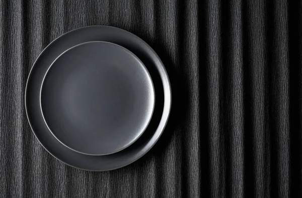 Empty Black Plates Black Background Top View Copy Space — Stock Photo, Image