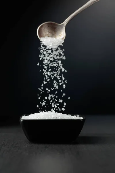 Sea Salt Poured Black Bowl Sea Salt Black Background — Stock Photo, Image