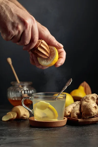 Ginger Tea Lemon Honey Juice Squeezed Out Lemon Old Wooden — Stock Photo, Image