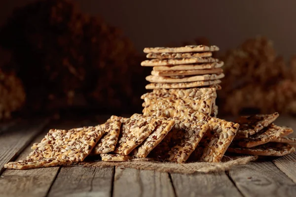 Crispy Crackers Sunflower Flax Seeds Old Wooden Table Simple Healthy —  Fotos de Stock
