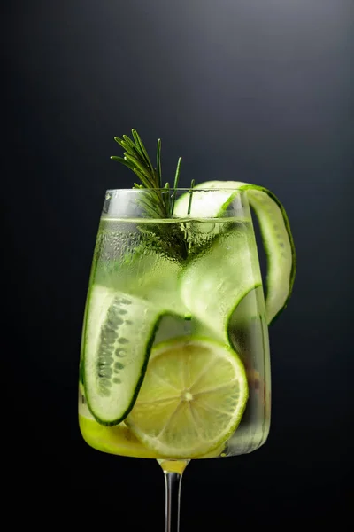 Gin Tonic Ice Rosemary Lime Cucumber Frosted Glass Glass Cocktail — Stock Photo, Image