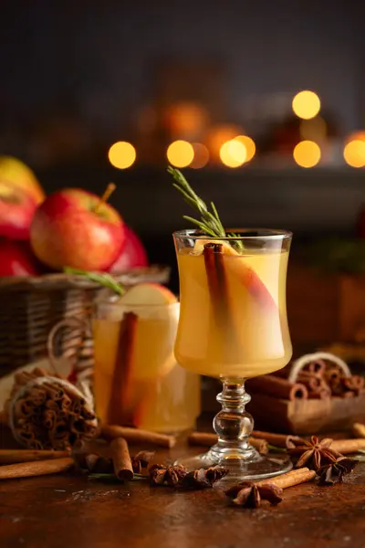 Mulled Cider Slice Apples Cinnamon Rosemary Anise Stars Glass Cups — Stock Photo, Image