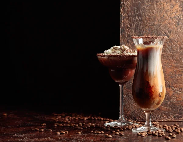 Καφές Και Σοκολατένια Ποτά Σαντιγί Καφέ Φόντο Αντιγραφή Χώρου — Φωτογραφία Αρχείου