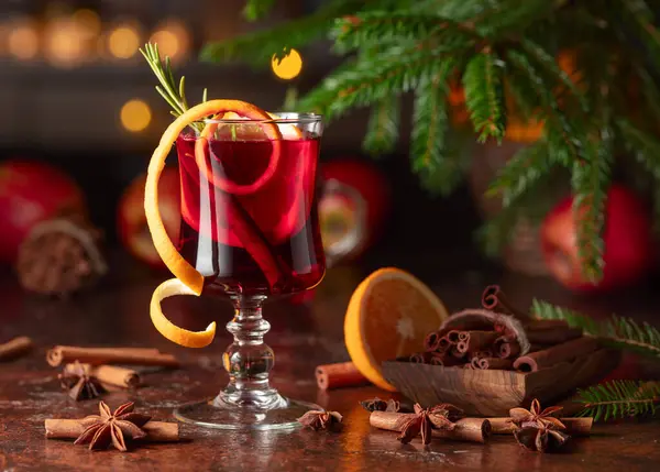 Hot Mulled Wine Citrus Cinnamon Anise Rosemary Christmas Mulled Red — Stock Photo, Image