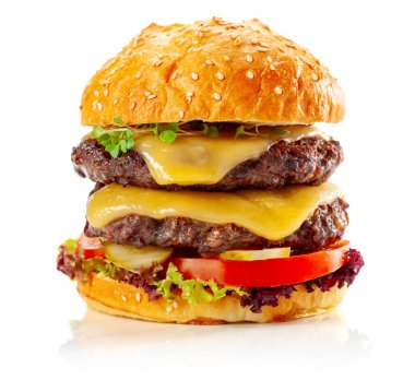 Beyaz arka planda izole edilmiş taze lezzetli bir burger..