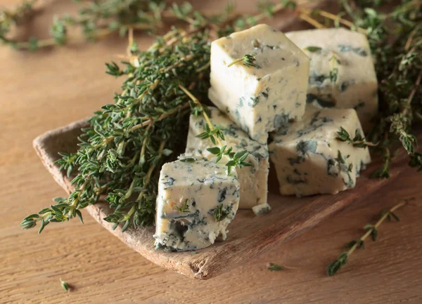 Blue Cheese Branches Thyme Wooden Table — Stock Photo, Image