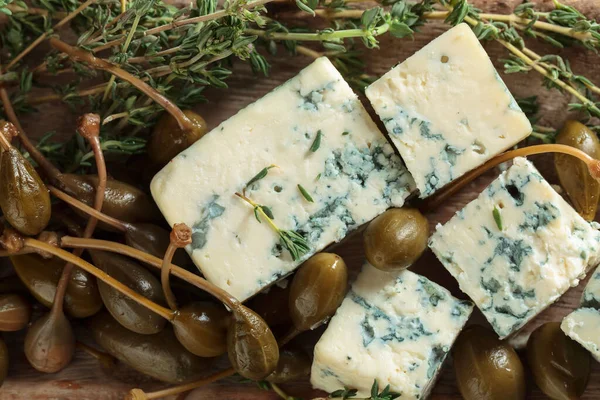 Blue Cheese Capers Branches Thyme Wooden Table Top View — Stock Photo, Image