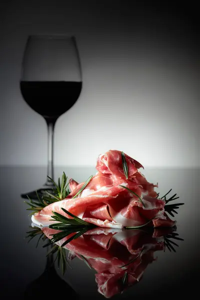 Italian Prosciutto Spanish Jamon Rosemary Red Wine Black Background — Stock Photo, Image