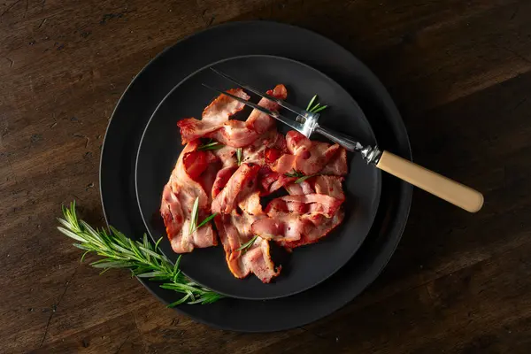 Roasted Bacon Slices Rosemary Old Wooden Table Copy Space Top — Stock Photo, Image