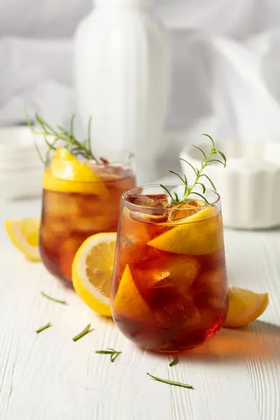 Cocktail Ice Rosemary Lemon Slices White Table Fresh Healthy Cold Royalty Free Φωτογραφίες Αρχείου