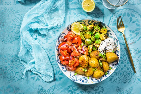Buddha Bowl Healthy Balanced Food Baked Potatoes Brussel Sprouts Tomato — Stock Photo, Image