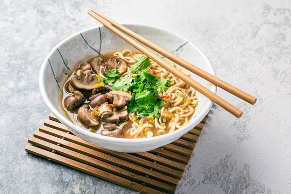 Asian Vegan Miso Ramen Noodle Soup Mushrooms Onions Cilantro — Stockfoto