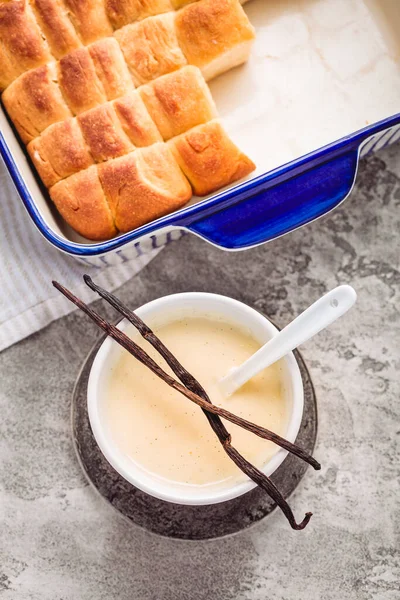 Buchteln Sweet Rolls Made Yeast Dough Milk Butter Served Vanilla — Zdjęcie stockowe