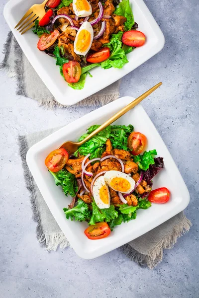 Summer Mixed Salad Roaster Chanterelles Mushrooms Tomato Egg — Stock Photo, Image