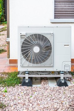 Verimli hava kaynağı ısı pompası: ev ısıtması ve sıcak su için modern çözüm