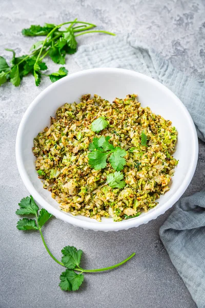 Roasted Organic Cauliflower Broccoli Rice Herbs Paleo Ketogenic Diet Concept — Stock Photo, Image
