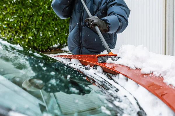 Cleaning Snow Windshield Cleaning Clearing Car Snow Winter Day — Stock Photo, Image