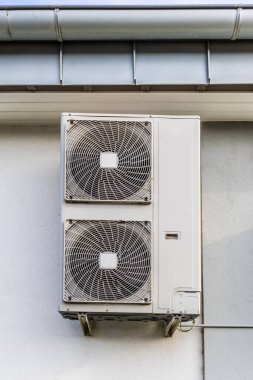 Çift Inverter, ısıtma ve soğutma pompası kombinasyonu, endüstriyel binaya yüklendi