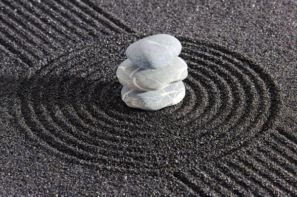 Teksturowany Piasek Kamień Japońskim Ogrodzie Zen — Zdjęcie stockowe