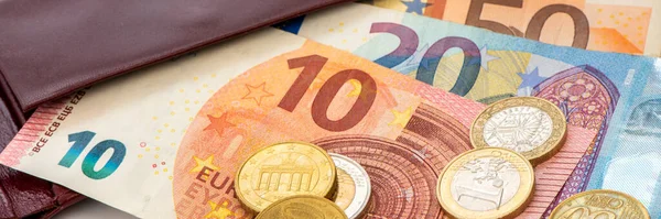 Багато Грошових Банкнот Євро — стокове фото