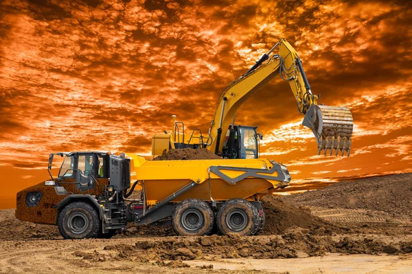 Excavadora Está Trabajando Excavando Sitio Construcción — Foto de Stock