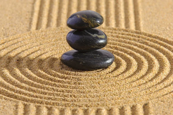 質感の砂の石と日本の禅の庭 — ストック写真