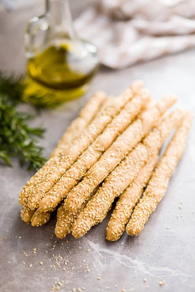 Italian Grissini Bread Sticks Sesame Seeds Kitchen Table — ストック写真