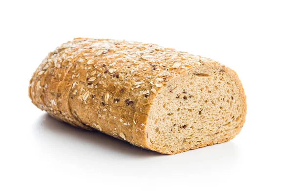 切碎的全麦面包 带有白色背景的种子的味道鲜美的全麦糕点 — 图库照片