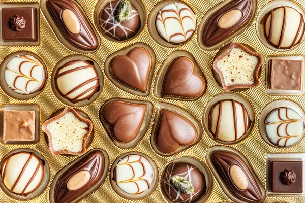 Die Süßen Schokoladenpralinen Leckere Schokoladentrüffel Ansicht Von Oben — Stockfoto
