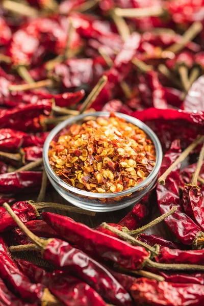 Crushed Whole Chili Peppers Bowl — Stock Photo, Image