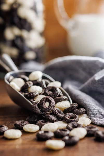 Cereali Dolci Colazione Misurino Sul Tavolo Della Cucina — Foto Stock