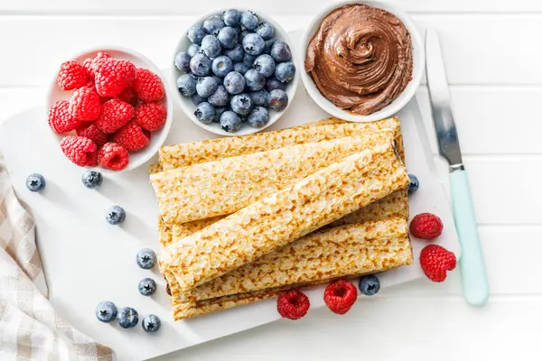 Fresh Crepes Topped Fresh Berries Served White Dish Bowls Raspberries — Stock Photo, Image