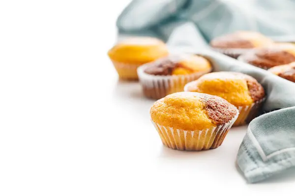 Zavřít Záběr Muffiny Izolované Bílém Pozadí — Stock fotografie