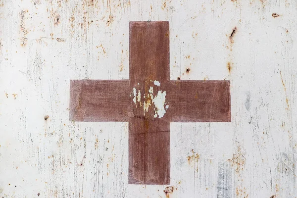 Detail Odlupovací Barvy Kovového Povrchu Červeného Kříže — Stock fotografie