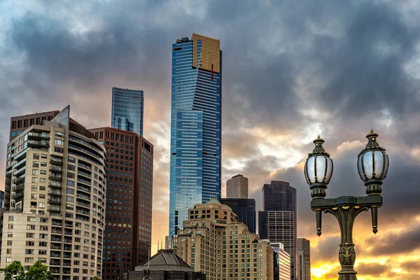 Sun Sets City Melbourne Old Fashioned Lamppost Foreground Modern Cityscape — Stok fotoğraf