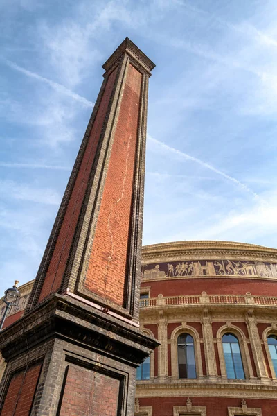 Londra Ngiltere Nisan 2022 Royal Albert Hall Bacası Arka Plandaki — Stok fotoğraf