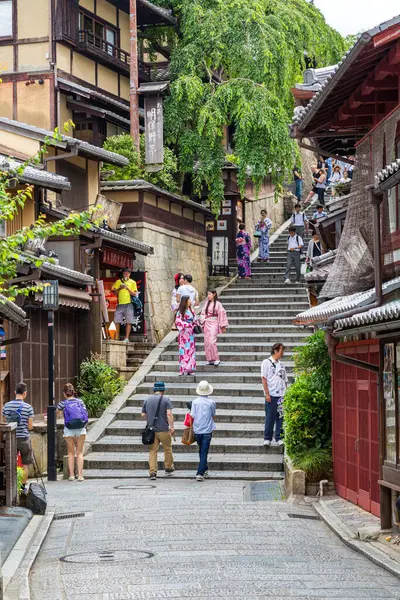 Kiotó Japán 2016 Június Turisták Kiotó Ősi Utcáin Híres Mint — Stock Fotó