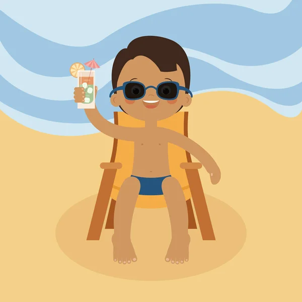 夏天快乐 快乐的男孩坐在海边或海边的脉轮上 喝着夏天的饮料 快乐的男孩在海滩上玩得很开心 夏天的休闲和娱乐 矢量说明 — 图库矢量图片