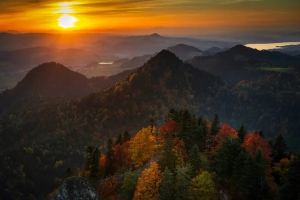 Een Prachtig Uitzicht Pieniny Mountains Vanaf Top Van Three Crowns — Stockfoto