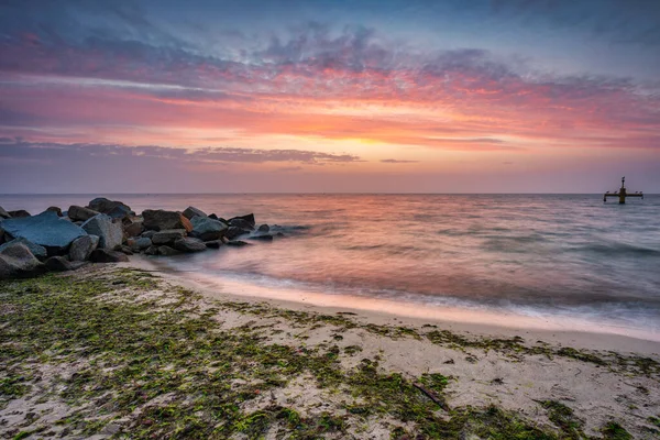 Playa Del Mar Báltico Gdynia Orlowo Amanecer Polonia —  Fotos de Stock