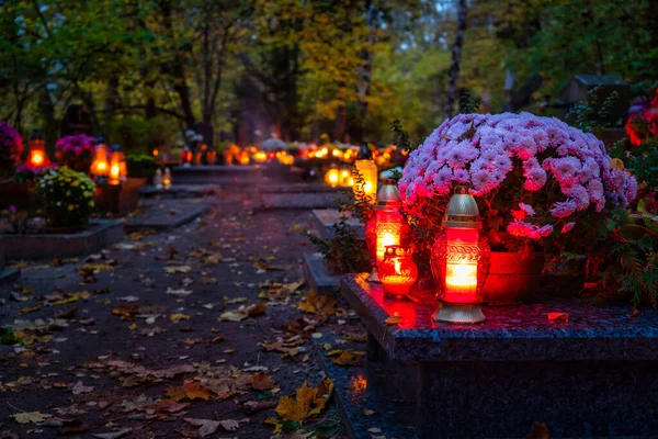 Barevné Svíčky Hřbitov Den Všech Svatých Polsko — Stock fotografie