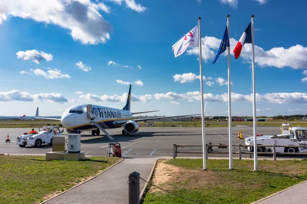 Parijs Frankrijk September 2022 Ryanair Vliegtuig Wacht Instappen Beauvais Airport — Stockfoto