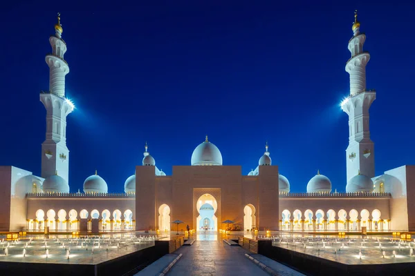 Wielki Meczet Abu Zabi Nocą Zjednoczone Emiraty Arabskie — Zdjęcie stockowe