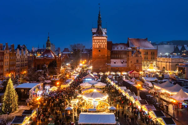 Feira Natal Lindamente Iluminada Cidade Principal Gdansk Entardecer Polónia — Fotografia de Stock