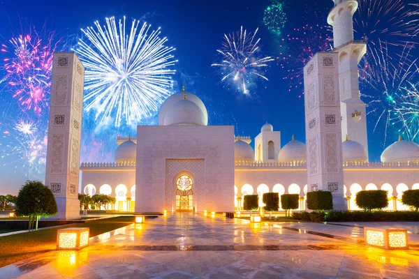 New Year Fireworks Display Grand Mosque Abu Dhabi United Arab — Stock Photo, Image