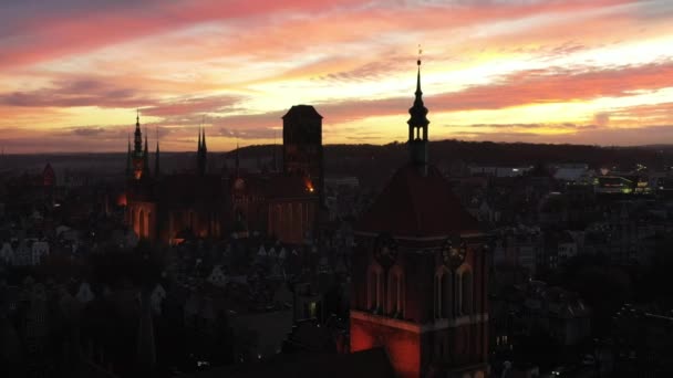 Bela Cidade Gdansk Sobre Rio Motlawa Pôr Sol Polónia — Vídeo de Stock