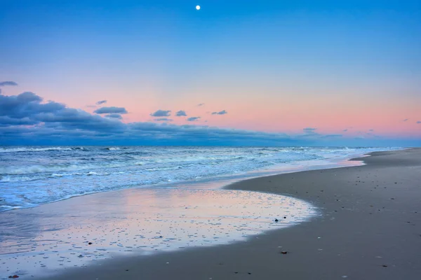 Пляж Балтийского Моря Хельском Полуострове Закате Польша — стоковое фото