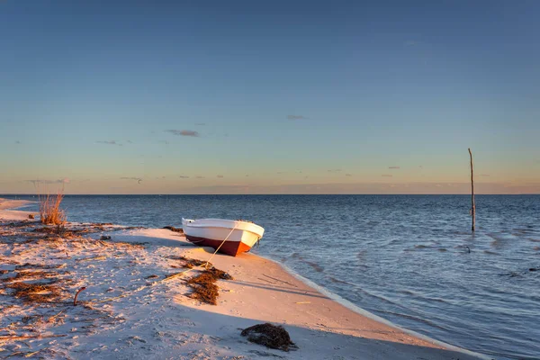 美しいバルト海のビーチは クズニツァ ヘル半島の日没時 ポーランド — ストック写真