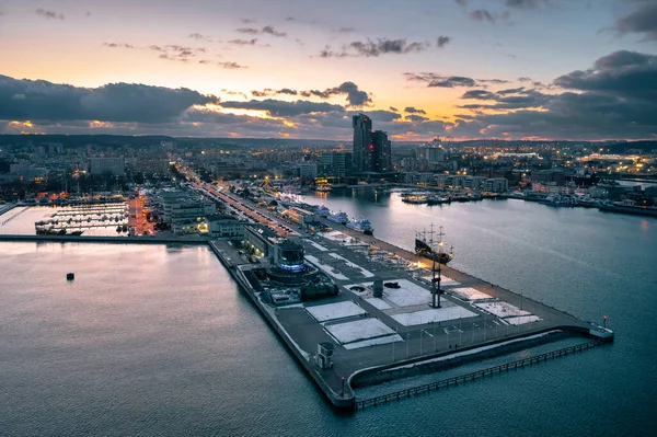 Increíble Paisaje Urbano Aéreo Gdynia Junto Mar Báltico Atardecer Polonia — Foto de Stock